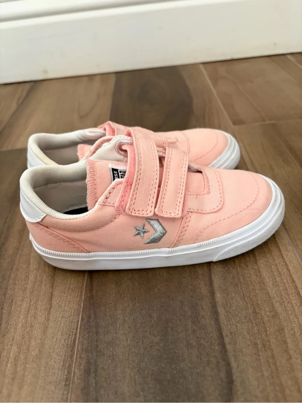 Converse Toddler/Kids Pink Velcro Low-Top Sneakers